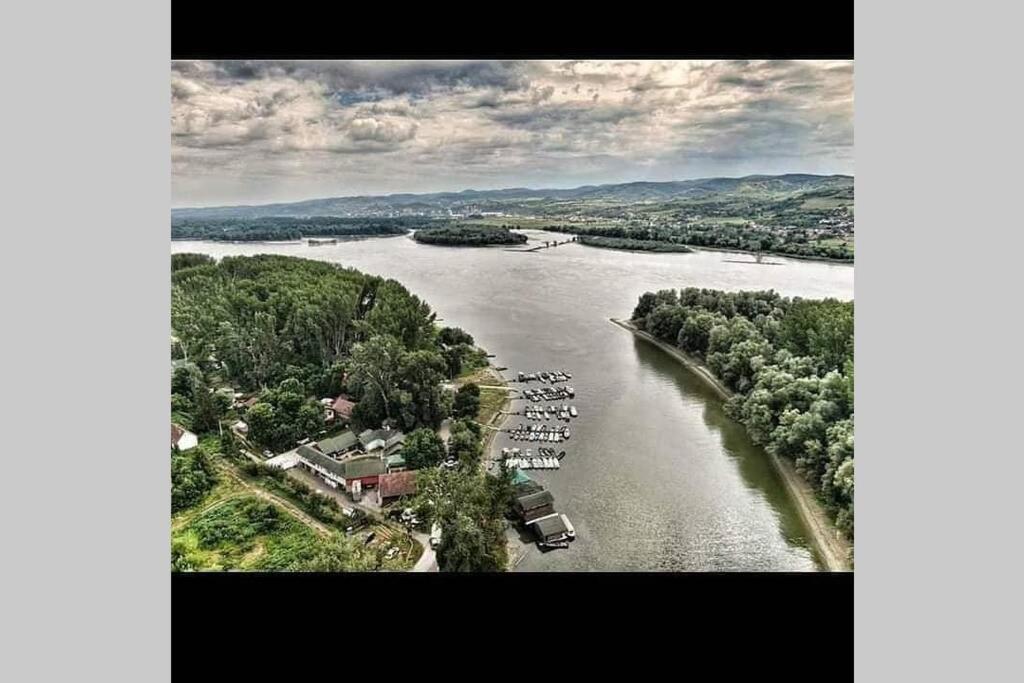 Captain'S House By The Danube River Cerevic Dış mekan fotoğraf